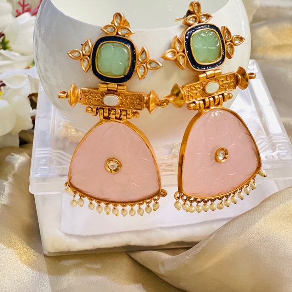 ‼️SOLD‼️Jawdrop earings - Picture 4 of 4